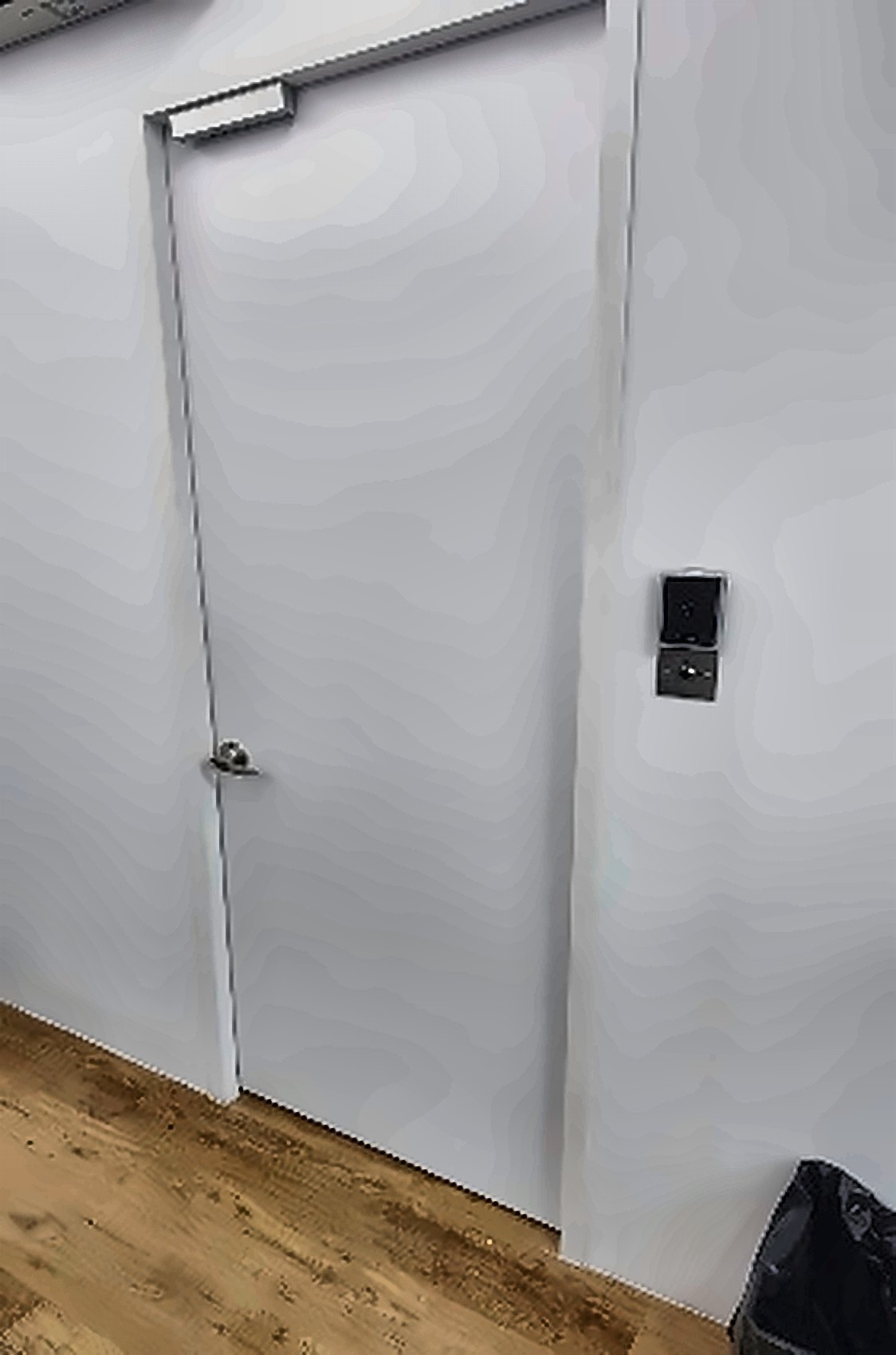 Door access reader